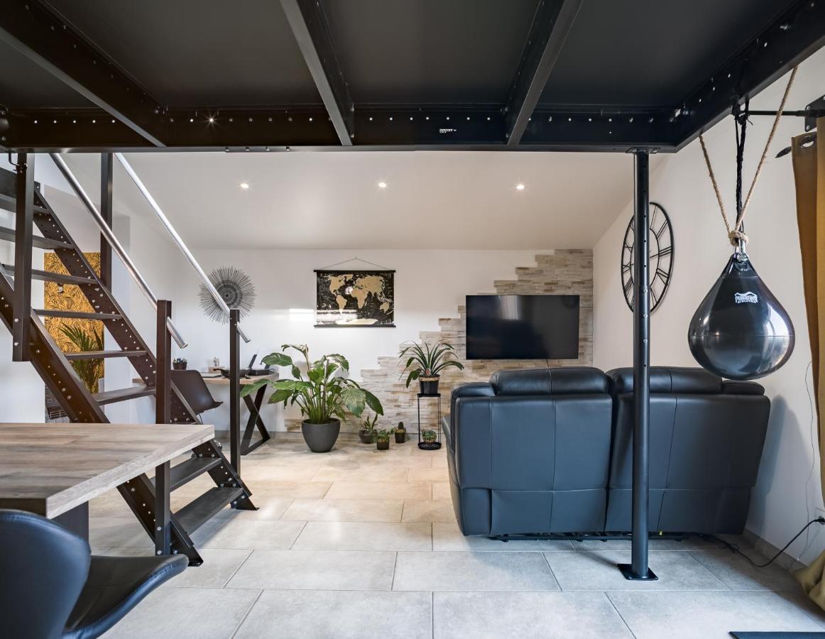 Apartamento Loft avec jardin et parking privé Troyes Exterior foto